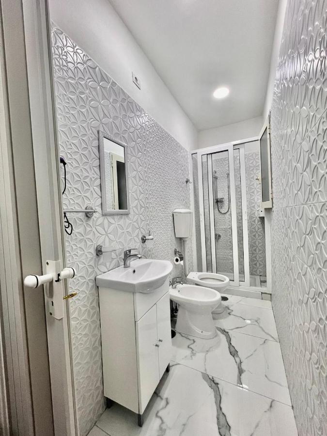Апартаменти Mara House Неаполь Екстер'єр фото